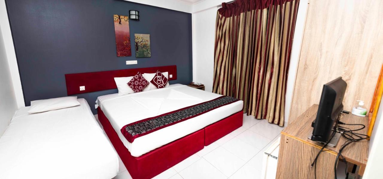 The G Ten Holiday Inn Hulhumale Esterno foto